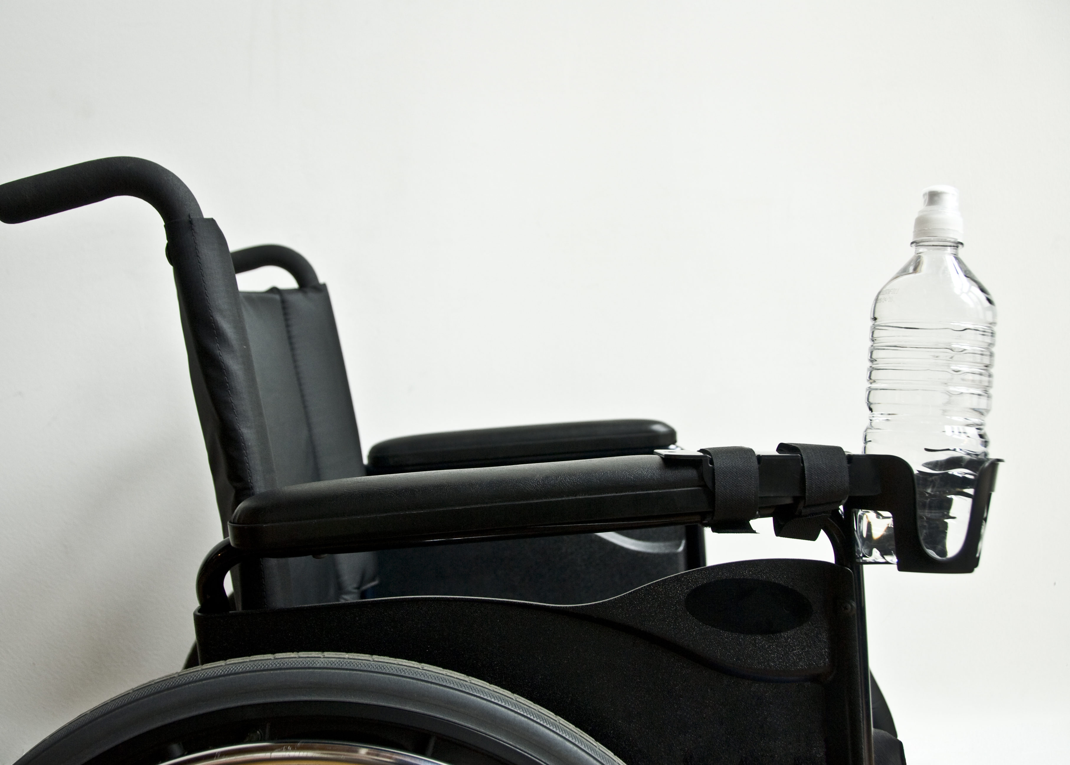 Water-Bottle-Cup-Holder